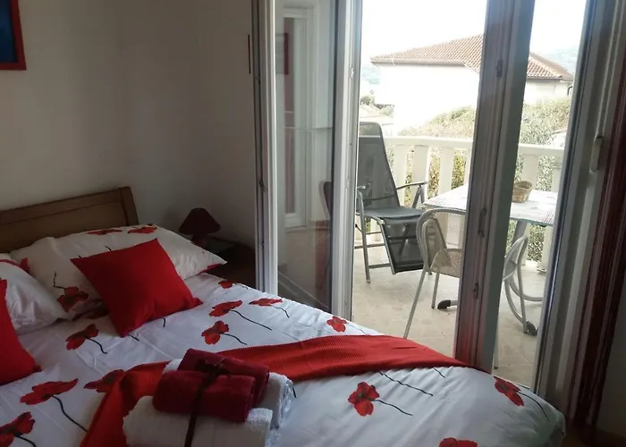 By The Sea Seget Vranjica, - 12915 트로기르